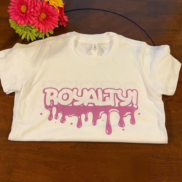 ROYALTY! - Picture 1 of 2